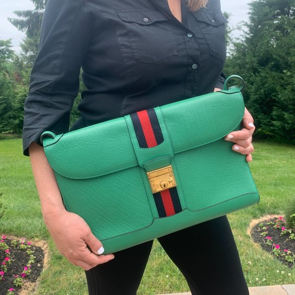 Gucci Messenger Bag with Web in Green NEW WITH DUSTBAG - Picture 1 of 16